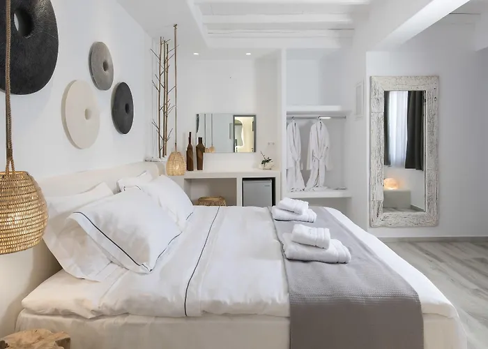 Iliada 4* Naxos City